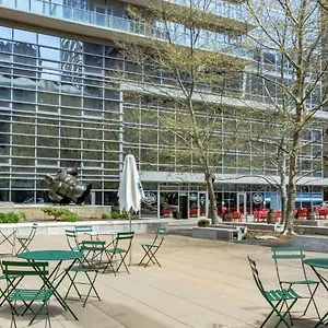 https://frontdesk-tower-at-opop-apts-downtown-st-louis.saint-louishotels.com